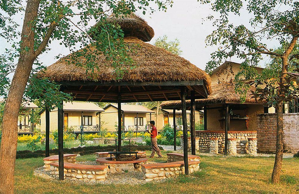 Maruni Sanctuary Lodge By Kgh Group Sauraha Exterior photo